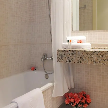 Apartaments Tamariu 4*